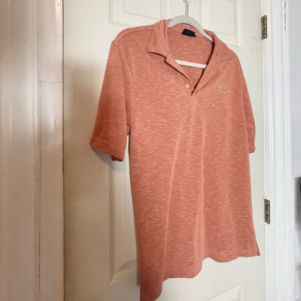 Akwa classic M the bourbon chase tshirt mens euc